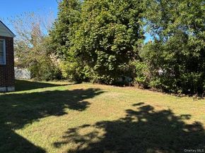 31 Claflin Boulevard, Franklin Square NY 11010