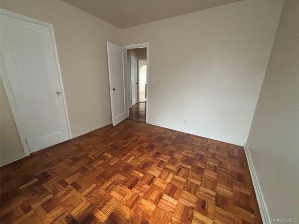 31 Claflin Boulevard, Franklin Square NY 11010