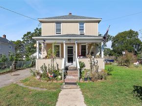 127 Lake Avenue, Flanders NY 11901