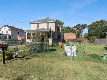 127 Lake Avenue