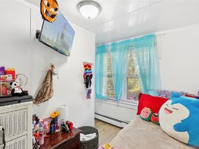 127 Lake Avenue, Flanders NY 11901