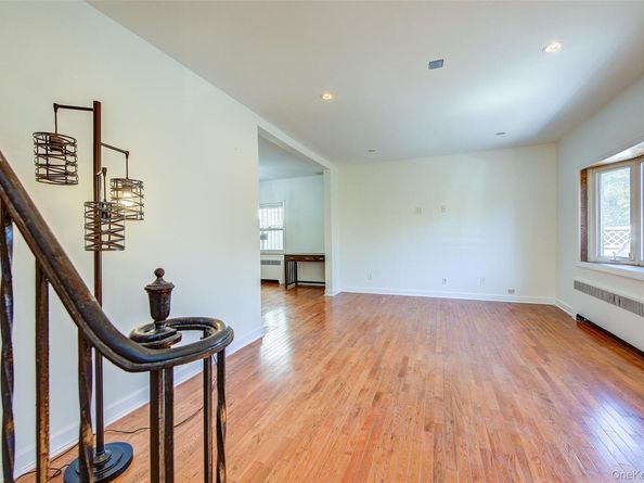 85-54 148th Street, Briarwood NY 11435