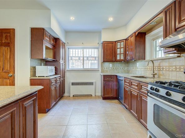 85-54 148th Street, Briarwood NY 11435