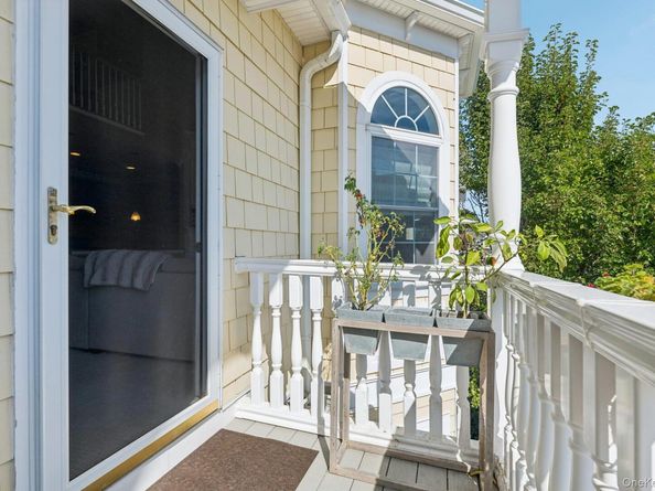 808 Emily Drive, Patchogue NY 11772