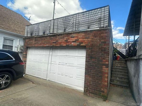6-20 127th Street, College Point NY 11356