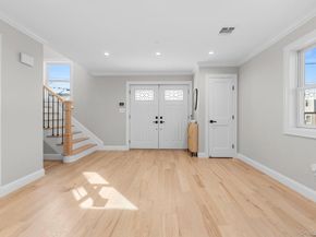914 Arctic Street, Lindenhurst NY 11757