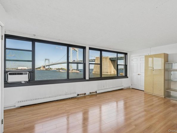166-41 Powells Cove Boulevard 4C, Beechhurst NY 11357