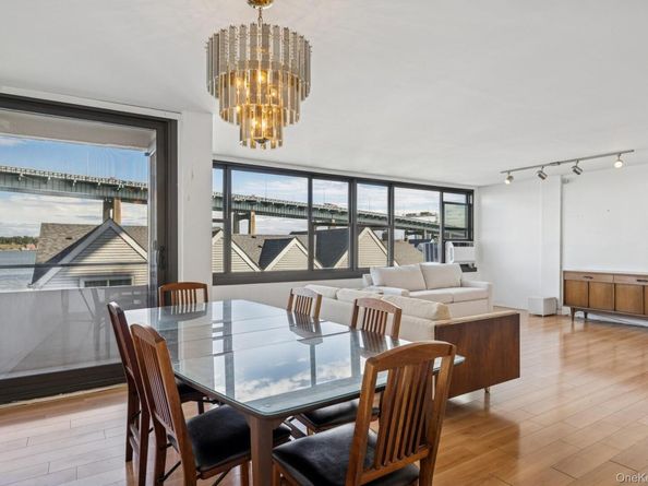 166-41 Powells Cove Boulevard 4C, Beechhurst NY 11357