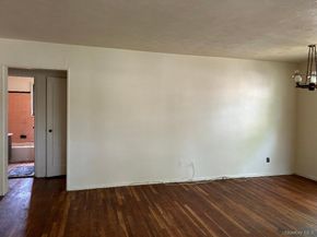 163-30 17th 4297, Whitestone NY 11357