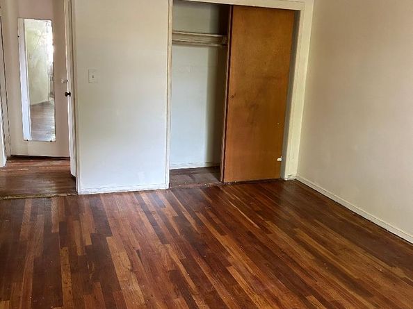 163-30 17th 4297, Whitestone NY 11357