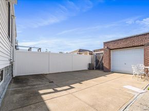 6467 58th Road, Maspeth NY 11378
