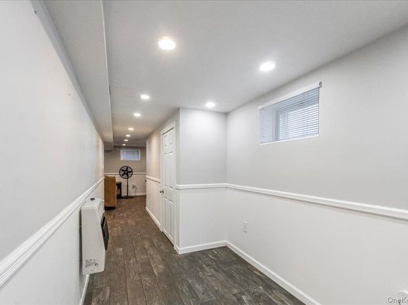 6467 58th Road, Maspeth NY 11378