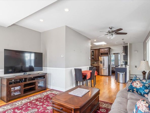 6467 58th Road, Maspeth NY 11378