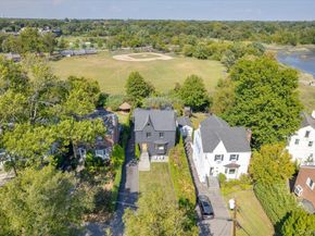 21 Old Colony Drive, Larchmont NY 10538