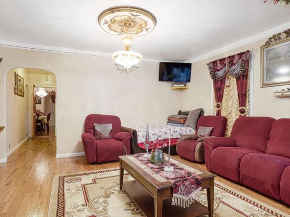 1335 Commonwealth Avenue, Bronx NY 10472