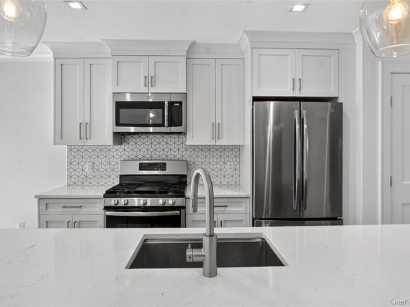 470 Main Street 12, Armonk NY 10504