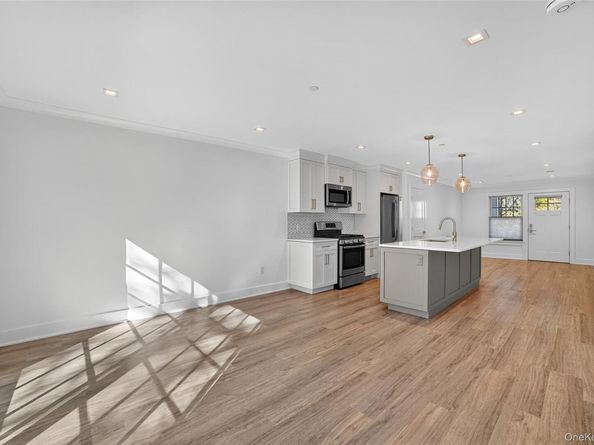 470 Main Street 12, Armonk NY 10504