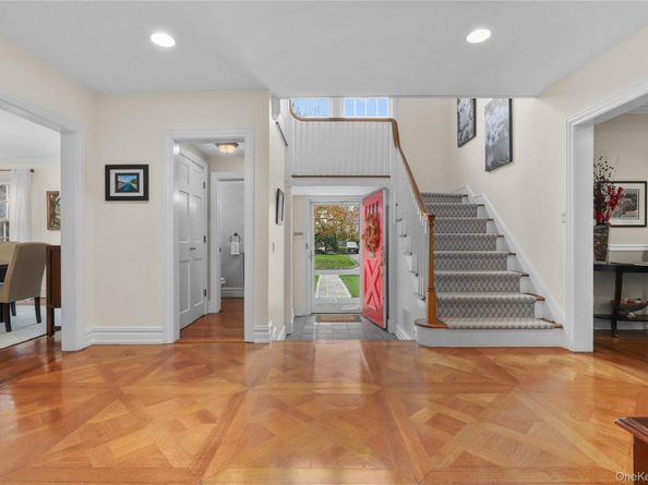 12 Sunnybrae Place, Bronxville NY 10708