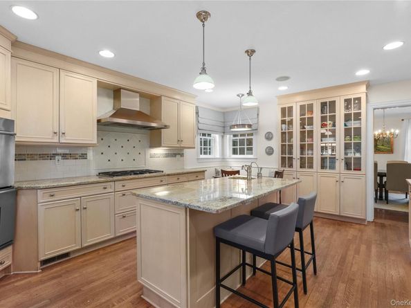 12 Sunnybrae Place, Bronxville NY 10708