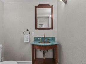 12 Sunnybrae Place, Bronxville NY 10708