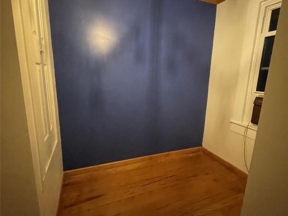 78-54 76th Street, Glendale NY 11385