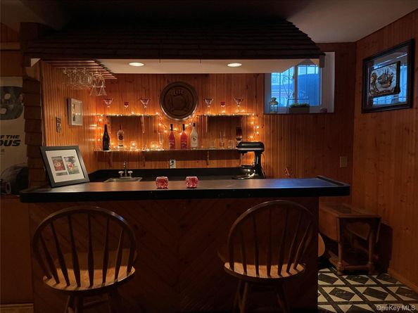 78-54 76th Street, Glendale NY 11385