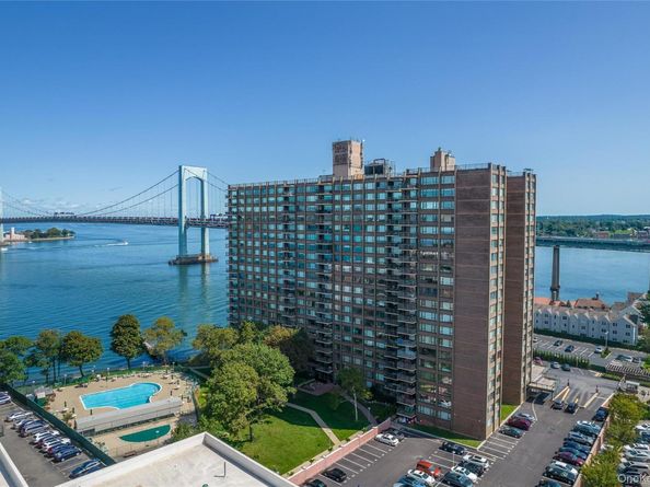 166-25 Powells Cove Boulevard 19G, Beechhurst NY 11357