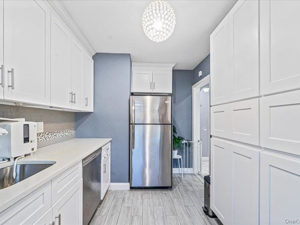 217-08 73 Avenue 383A2, Bayside NY 11364