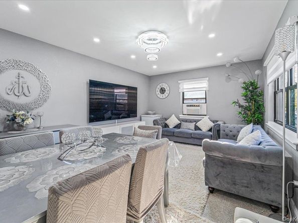 217-08 73 Avenue 383A2, Bayside NY 11364