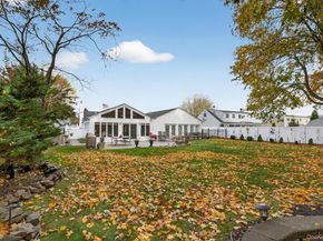 356 8th Street, Bohemia NY 11716