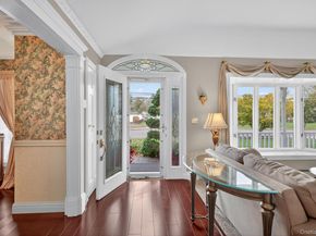 356 8th Street, Bohemia NY 11716