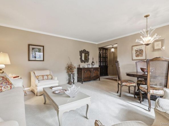 40 Lawrence Drive A, White Plains NY 10603