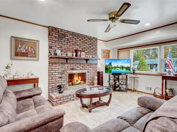 42 A S Mallard Avenue, Selden NY 11784