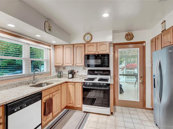 42 A S Mallard Avenue, Selden NY 11784