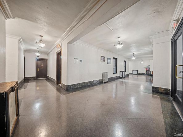 1372 Shakespeare Avenue 4C, Bronx NY 10452