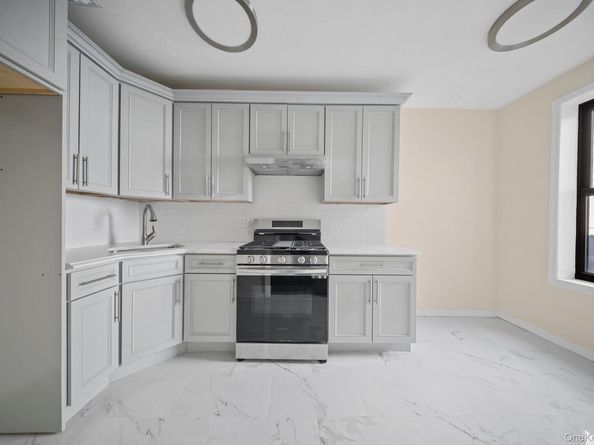 1372 Shakespeare Avenue 4C, Bronx NY 10452