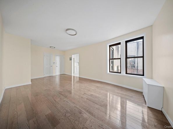 1372 Shakespeare Avenue 4C, Bronx NY 10452