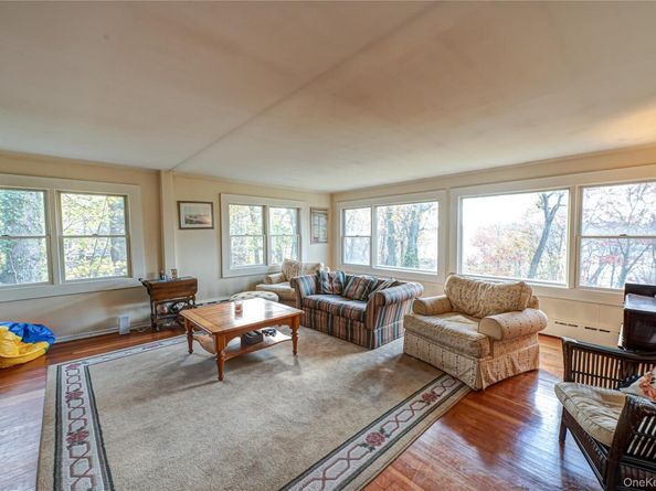 37 Bay Avenue, Huntington NY 11743