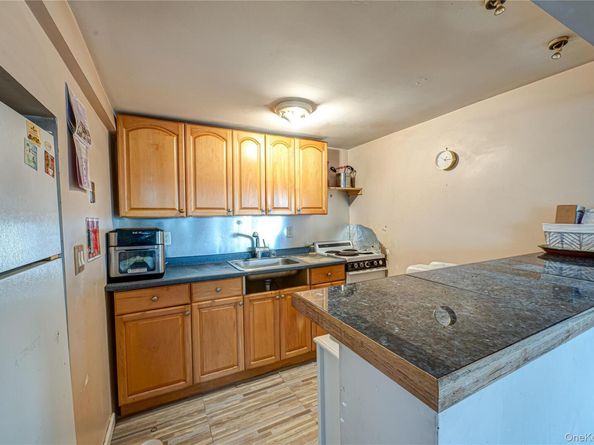 37 Bay Avenue, Huntington NY 11743