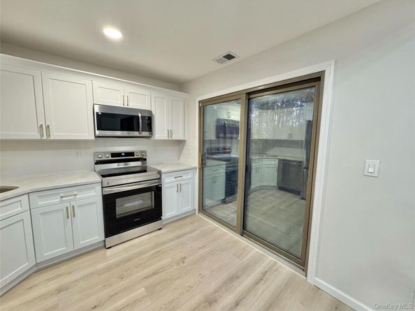 45 Briar Hill Court, Middle Island NY 11953