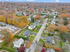 82 Seton Drive, New Rochelle NY 10804