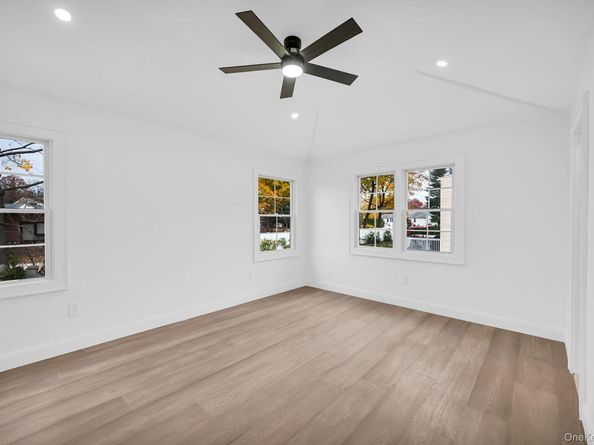 82 Seton Drive, New Rochelle NY 10804