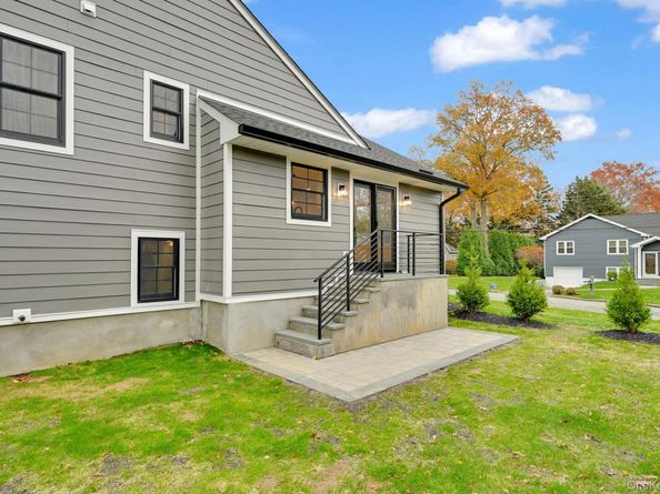 82 Seton Drive, New Rochelle NY 10804