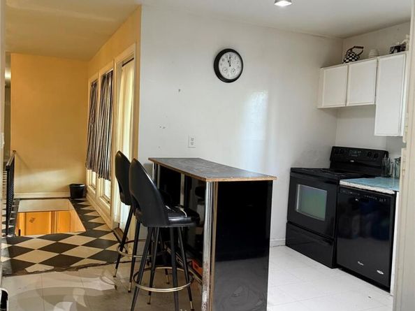 165 Scott Avenue, Deer Park NY 11729