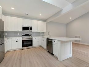 509 Oak Bluff Court, Moriches NY 11955