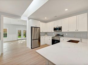 509 Oak Bluff Court, Moriches NY 11955