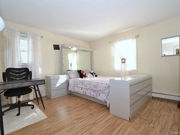 27 Albright Road, Coram NY 11727