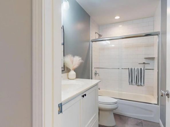 9 Shaw Lane, East Moriches NY 11940