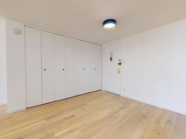 118-17 Union Turnpike 18H, Forest Hills NY 11375