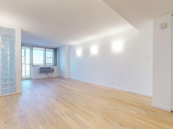 118-17 Union Turnpike 18H, Forest Hills NY 11375